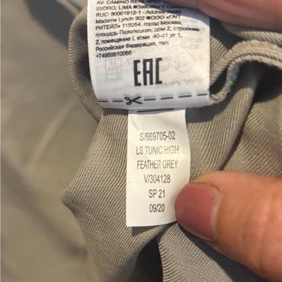 Banana Republic Feather Grey Tencel Tunic - Picture 16 of 17